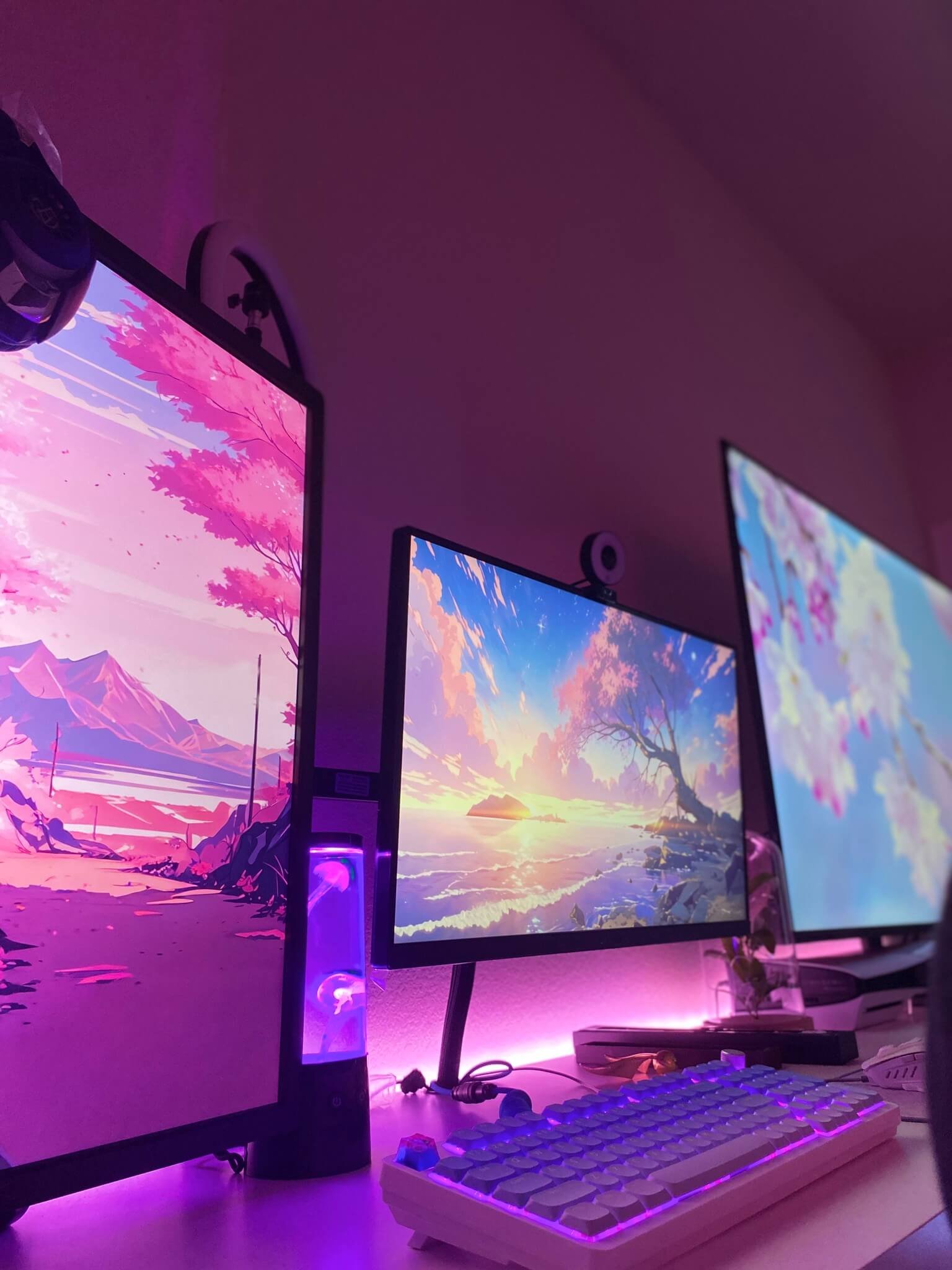 multi monitor gaming by Ricardo Belgrave