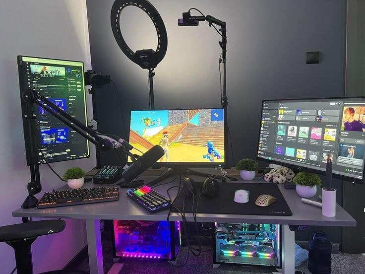 Streaming gaming room